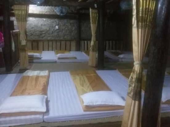 A Sy Ban Gioc Homestay - Lang Da Khuoi Ky Као Банг Екстериор снимка